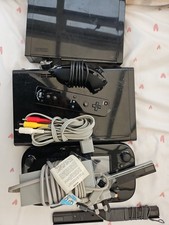 Nintendo Wii & Wii U Bundle - Included Remote And Nunchuck - Untested