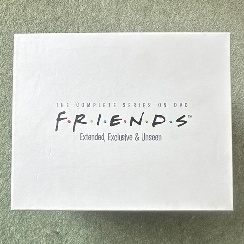 Warner bros friends complete - friends,