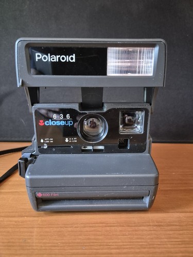 Polaroid 636 close instant - polaroid,
