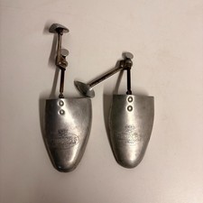 Church's of Northampton, Pair