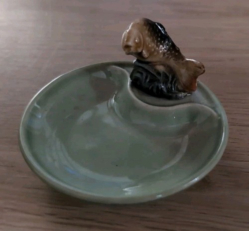 Vintage porcelain wade jumping - vintage,