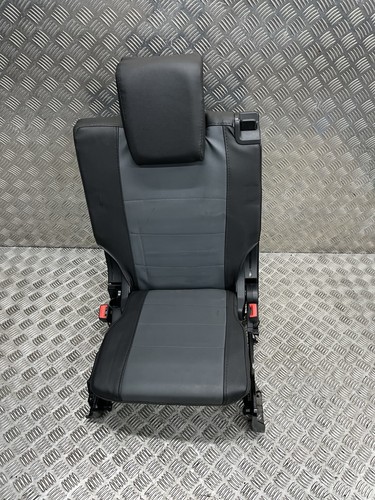 Touran 2018 rear seat - 2018,