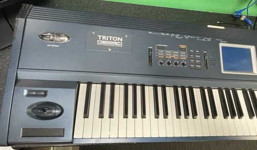 Korg triton extreme key - 88, /