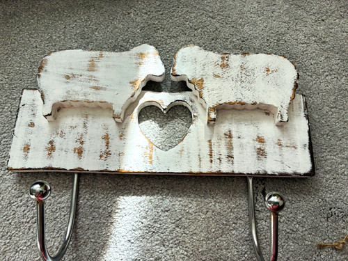 White distressed shabby - white,