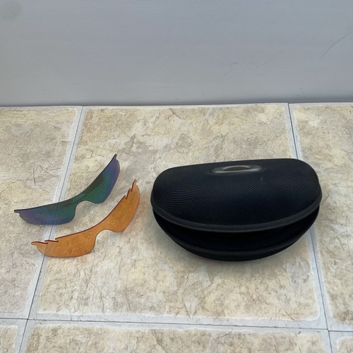 Authentic oakley radarlock - authentic,