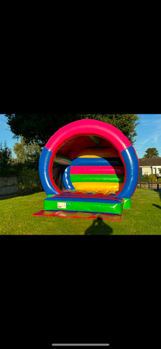 Bouncy castle commercial - bouncy,