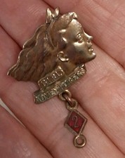 Rare 1950s Vintage ‘Girl Adventurers’ Club Badge with additional 2 year bar 