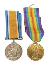 First World War War and Victory Medals 19376 PTE. T H. Hodgson K. R. Rif. C.