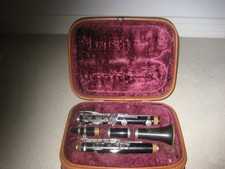 Corton Bb Clarinet Black with