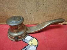 Bronze winch from classic