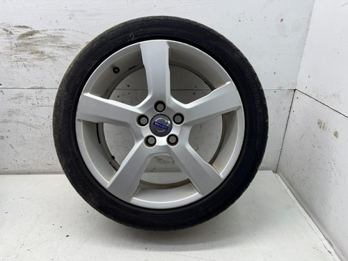 Volvo c30 s40 v50 design - volvo,