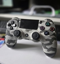 Minimalist PS4 Controller