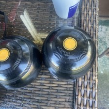 Thomas Taylor Crown Green Bowls 2lb 10oz standard density