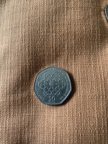 2010 50p coin girl - 2010, guides