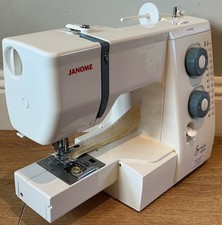 Janome 525S Sewing Machine -