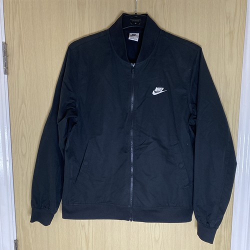 Nike sportswear essential - nike,