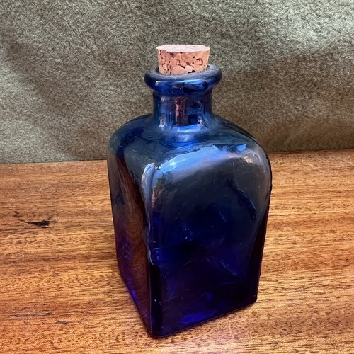 Small vintage cobalt blue - small,