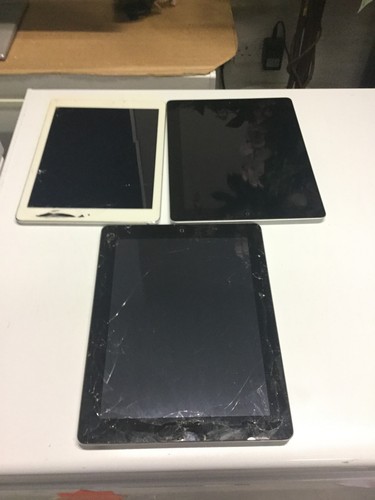 Job lot scrap - 3, ipads