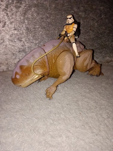 Vintage star wars dewback - star,