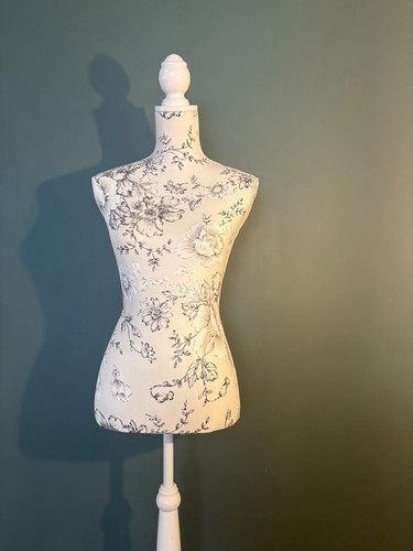Female dress form mannequin - female,