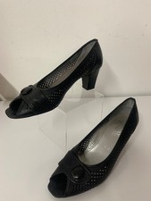 BLACK PEEP-TOE 2.5" HEEL SHOES - CG T26