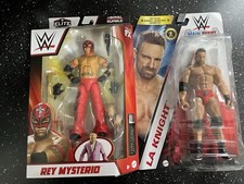 WWE figures bundle - LA Knight