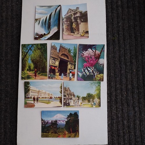 Postcards from the godfrey - 8,
