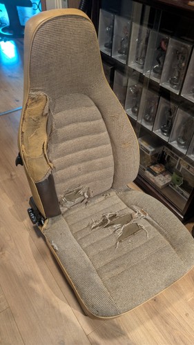 Porsche 924 berber tweed - berber, beige