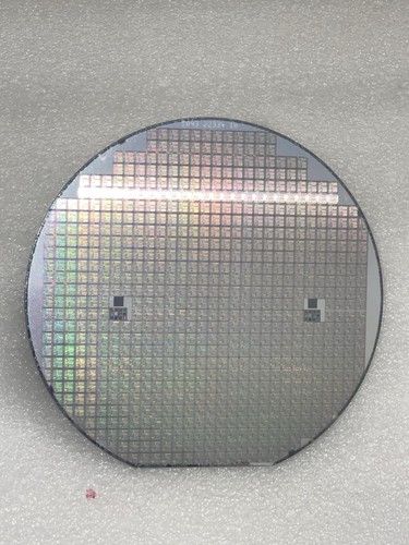 Silicon wafer rare - silicon,