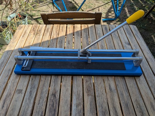 Tile cutter - tile,