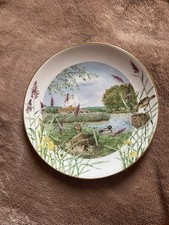 Royal Worcester 1979 Collector