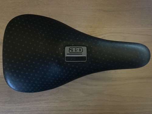 Pivot abd saddle and - pivot, seatpost