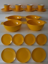 Vintage Melaware Tea Cups