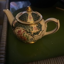 086 Vintage Sadler Heirloom