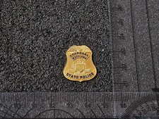 (A62-24) US Corporal Maryland State Police Pin Badge Badge Crest