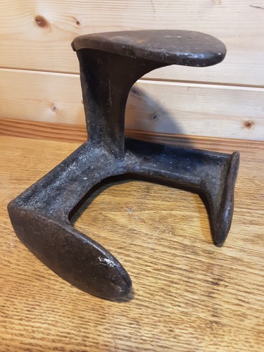 Vintage no2 cast iron 3 - a,