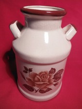 VINTAGE CERAMIC FLOWER VASE