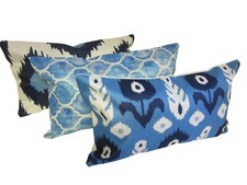 Blue Geometric Chain Rectangle