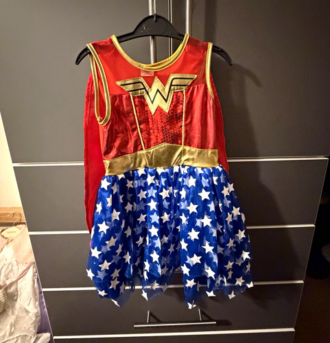 Wonder woman superhero - woman,