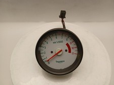 TRIUMPH TIGER 885 Rev Counter