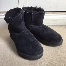 Celtic & Co Sheepskin Boots, Shorties, Navy, Size 6