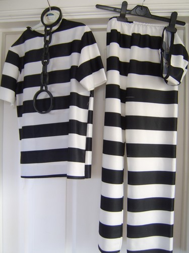Halloween convict prisoner - convict,