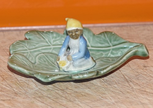 Wade leprechaun pixie leaf - wade,