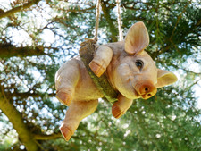 Hanging Resin Pig Garden Ornament Indoor Outdoor Patio Statue Decor