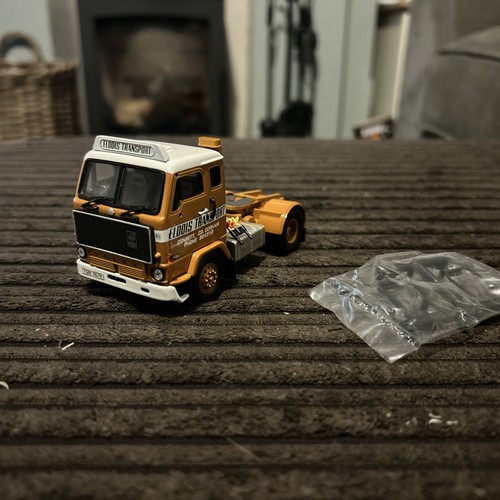 Corgi volvo f88 tractor - -,