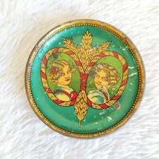 1920s Vintage 2 Royal Girls