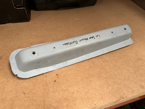 Triumph stag seat - (w2),