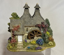 Lilliput Lane Whiskey Galore