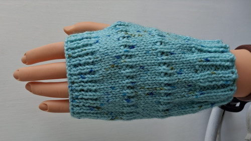 Unisex blue speckled knit - blue,