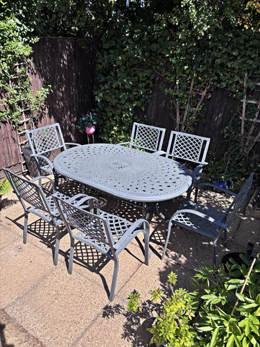 Slate grey cast aluminium - grey,